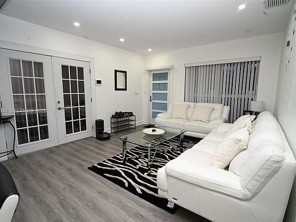 4th image of 6930 Coolidge St