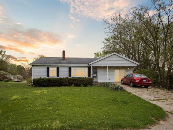 8847 Red Bud Trl, Berrien Springs, MI 49103