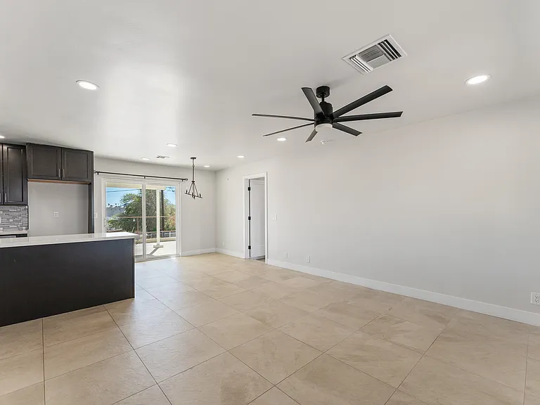 2150 Lake Havasu Plz — Photo 61