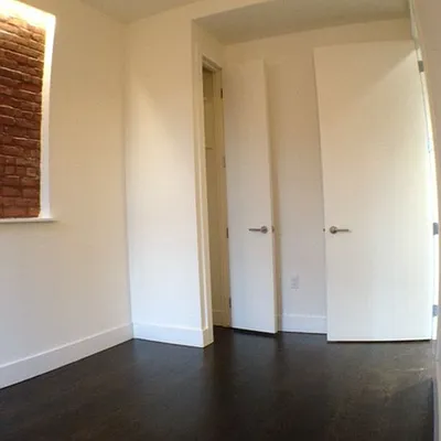 Rented by Nooklyn NYC LLC | media 50