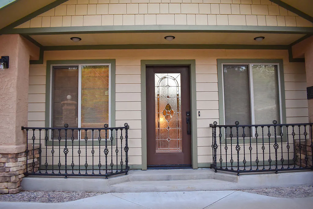 3 bed, 2.5 bath, 3217 sqft, $4,000 — Photo 3