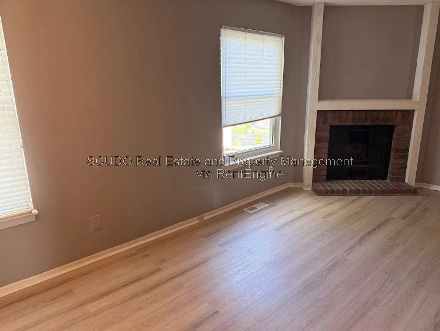3 bed, 2.5 bath, 1460 sqft, $1,995 — Photo 2