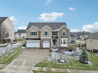 866 Somerby Cir, Uniontown, OH 44685