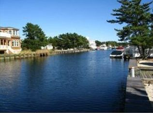 46 Harbor Dr, Long Bch Twp, NJ 08008