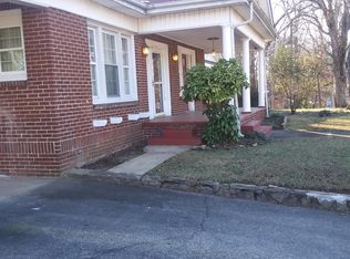 104 E 28th St, Winston Salem, NC 27105