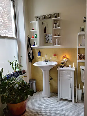 Rented by Brownstone Real Estate | media 20