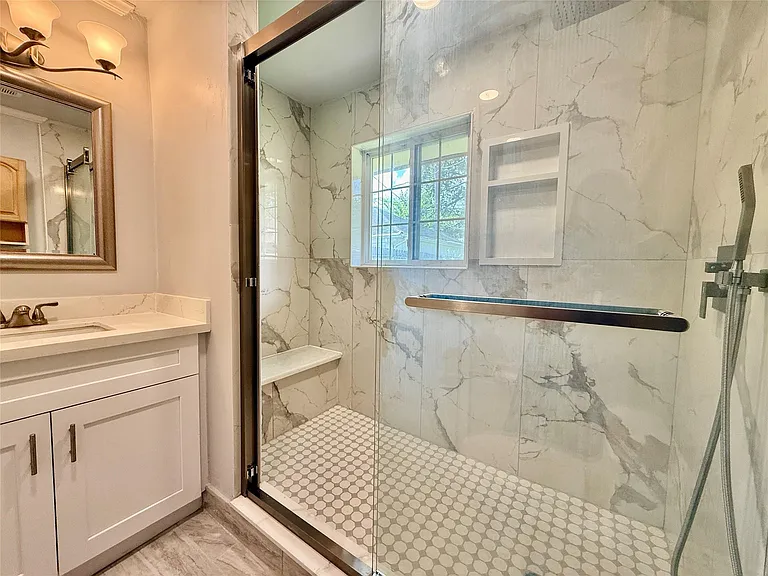 5215 Cheena Dr — Photo 18