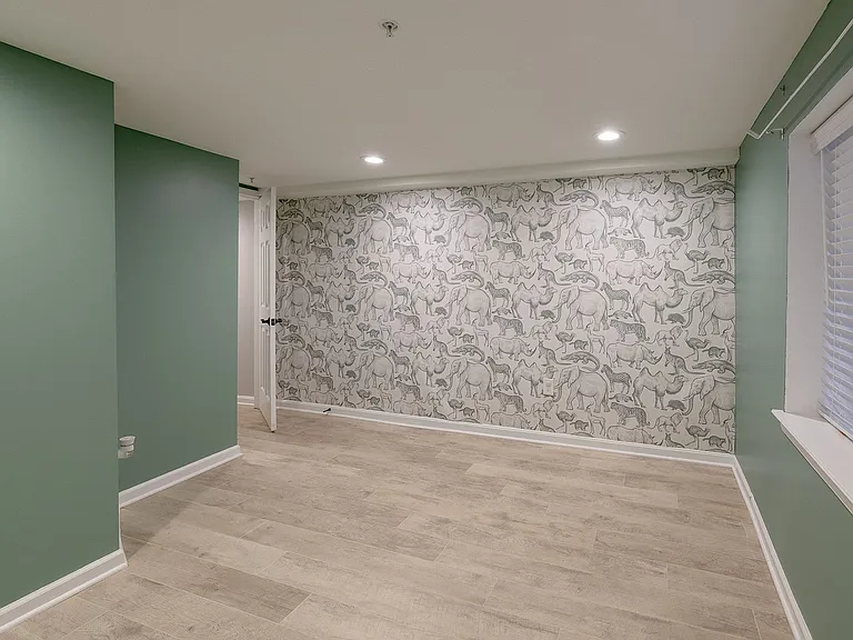 1932 3rd St NE #102 — Photo 32