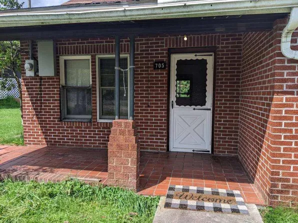 705 Coeburn Rd, Wise, VA 24293