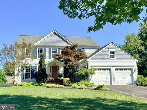 7 Apple Tree Ct, Baltimore, MD 21228