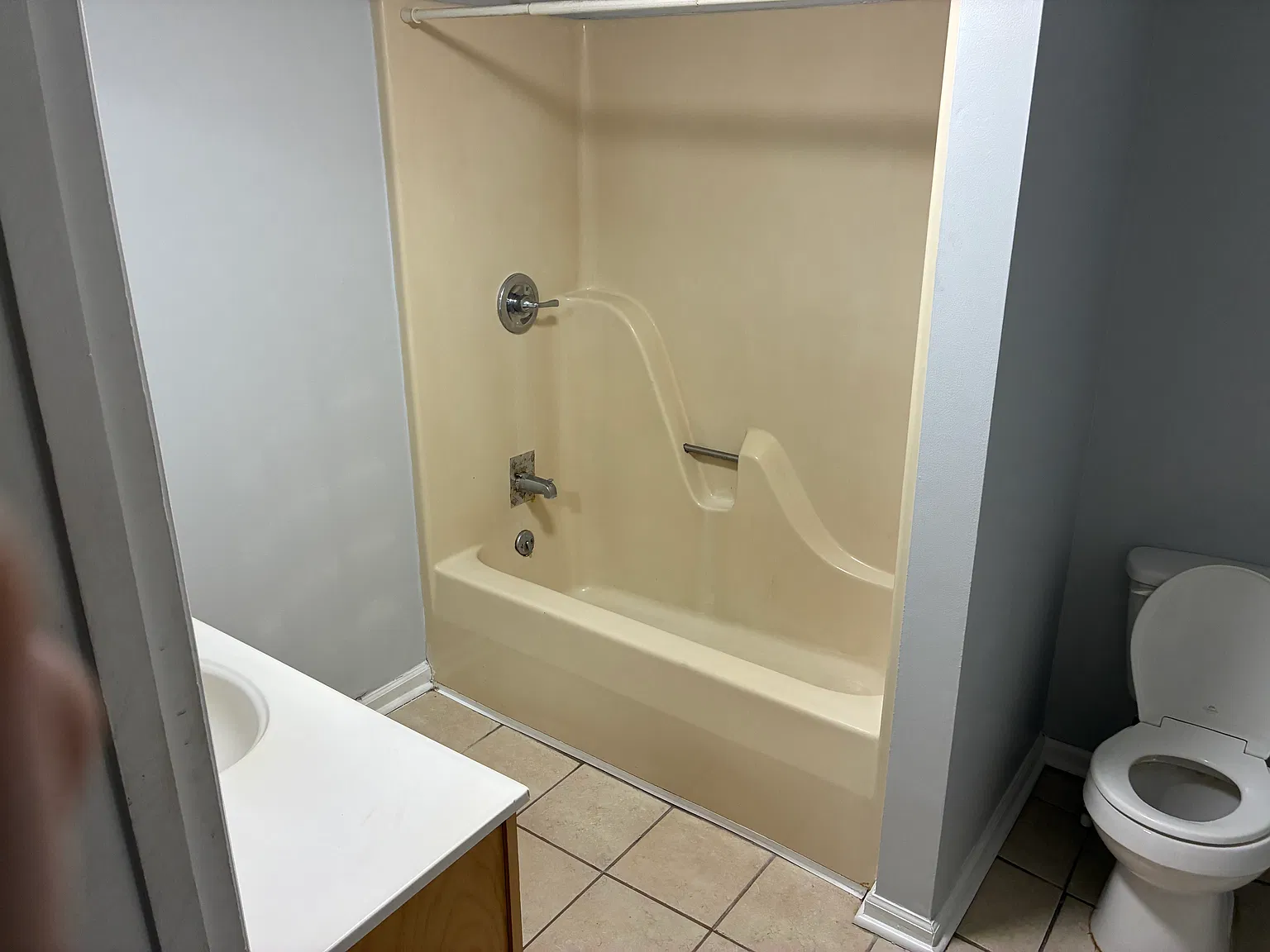 3 bed, 1248 sqft, $1,295 — Photo 2