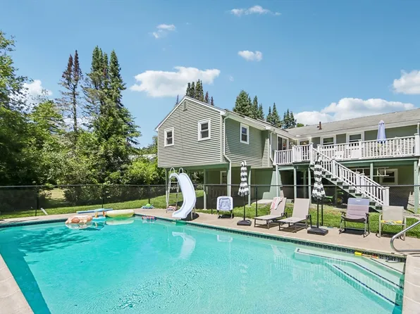 96 Harvard Rd, Stow, MA 01775