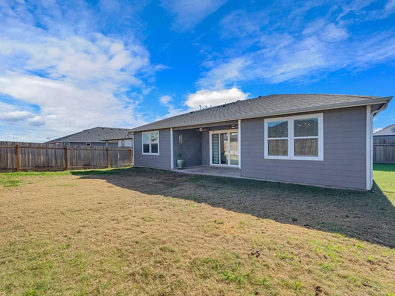 20704 John Gill Dr — Photo 29