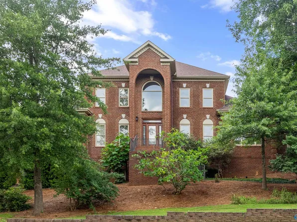 2115 Springhouse Rd SE, Huntsville, AL 35802