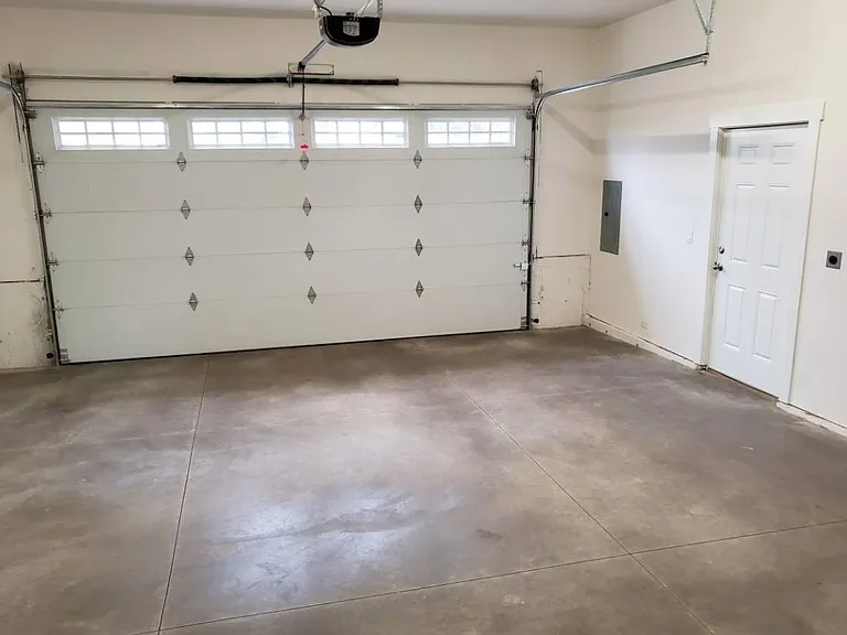 3267 Pheasant Ave SE — Photo 12