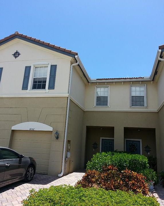 1st image of 1052 Cheval Dr