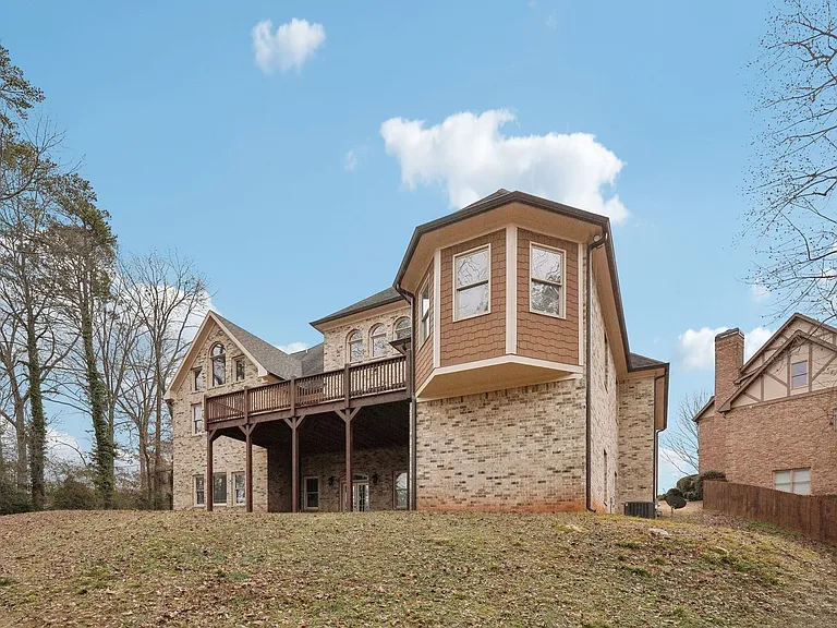 343 Summer Garden Dr — Photo 84