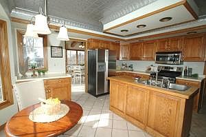3rd image of 3821 S Oakridge Ct #3821
