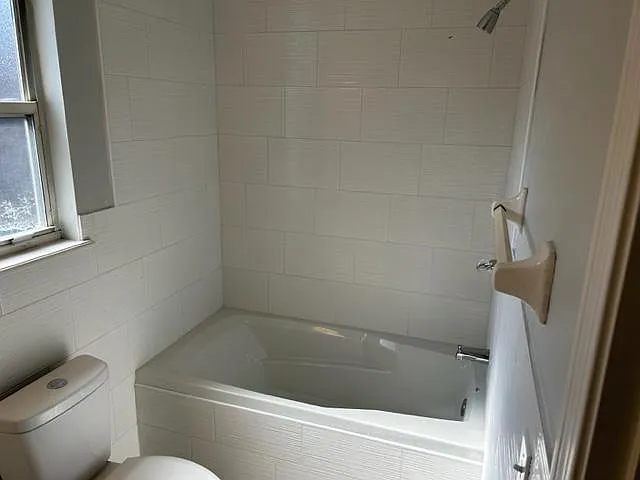 3 bed, 1767 sqft, $2,095 — Photo 3