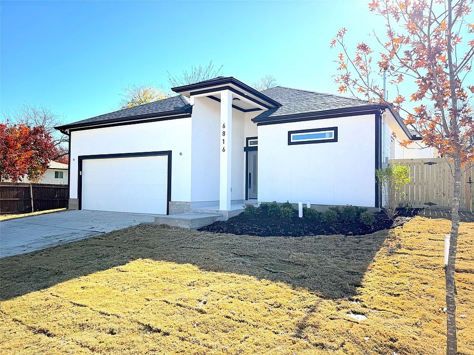 1st image of 6816 Manor Dr