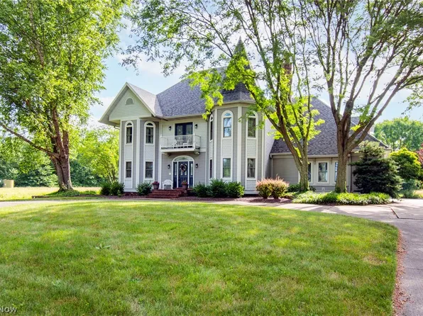 9111 Woodworth Rd, North Lima, OH 44452