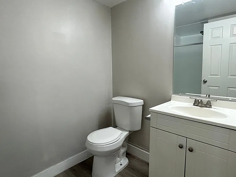 The Riviera Apartments — Photo 17