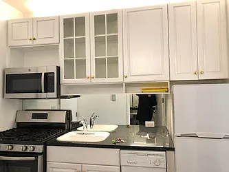 Rented by Starts New York Realty LLC