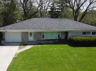 16312 Inkster Rd, Redford, MI 48240