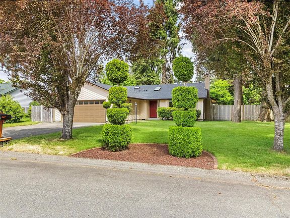 2nd image of 4044 14th Ct NE
