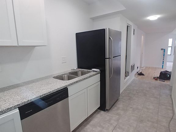 4th image of 2704 Benton Blvd APT 3S
