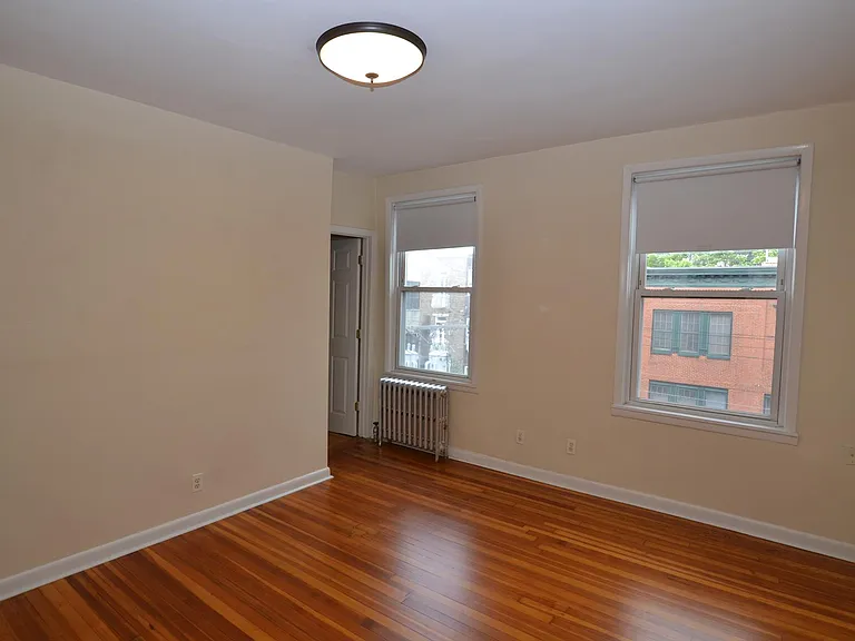 106 Park Ave #4 — Photo 9