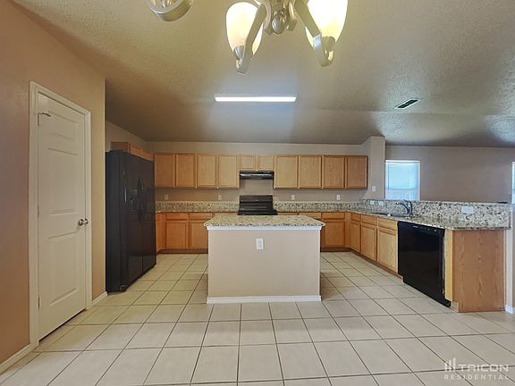 5th image of 7912 Hidden Brook Dr
