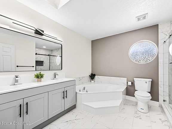 5th image of 298 Dobbins Rd NW