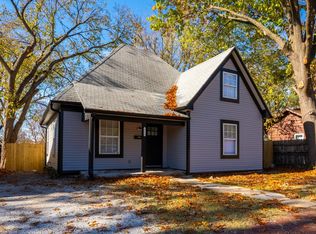 2215 N Howard Ave, Springfield, MO 65803