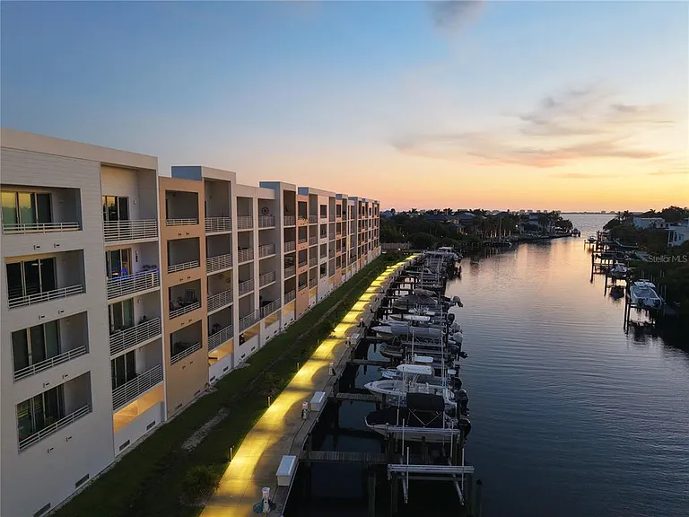 1709 N Tamiami Trl #208 — Photo 33