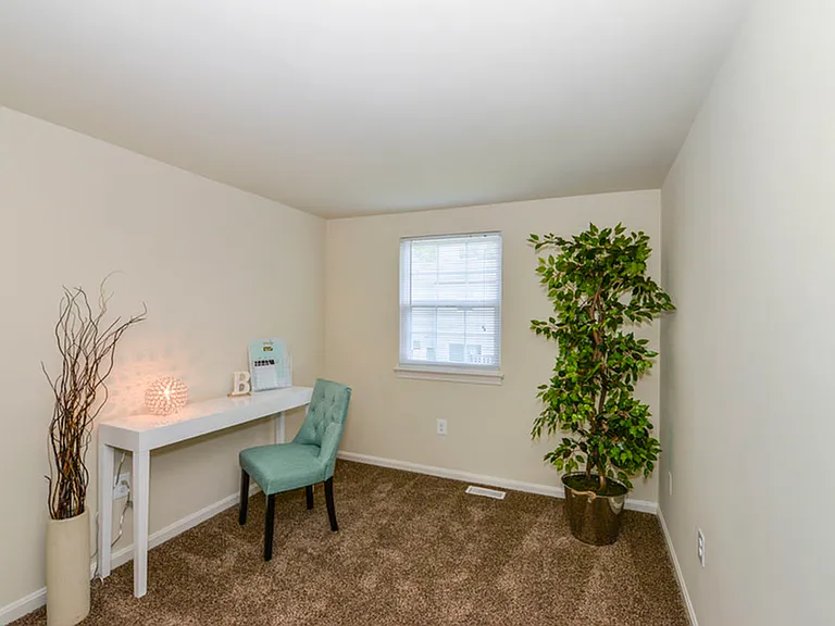The Pointe at Harpers Mill — Photo 8