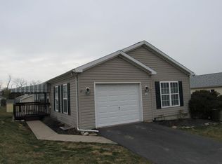 32 Abbey Rd, Easton, PA 18040