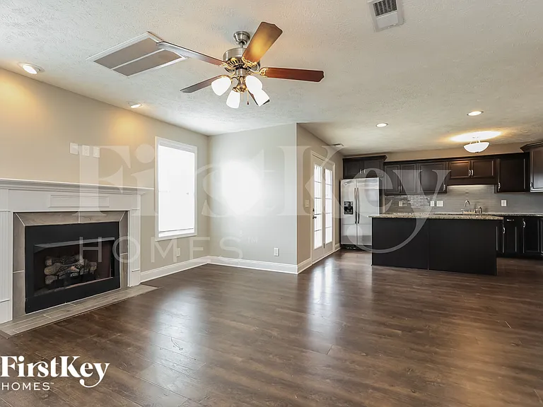 1280 Eagles View Dr — Photo 4