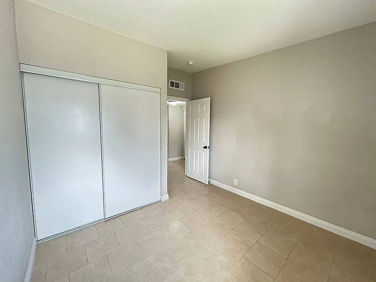 1309 Exley Ave — Photo 12