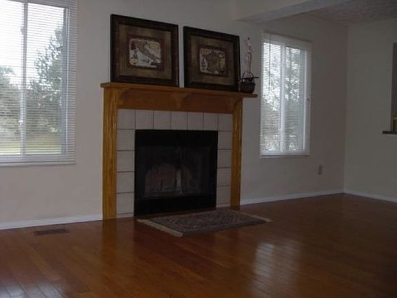 2nd image of 7093 Muirfield Dr