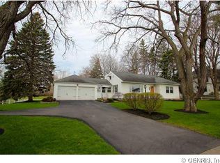 230 N Pearl St, Canandaigua, NY 14424