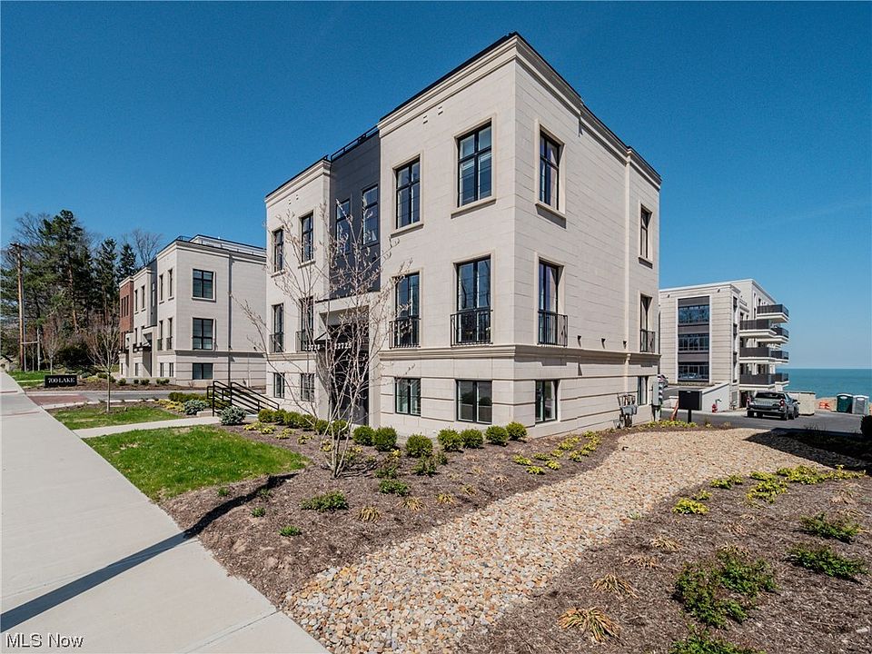 22728 Lake Rd, Rocky River, OH 44116 MLS 4451916 Zillow