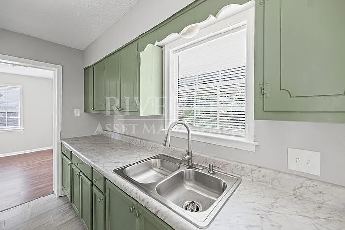 3108 Wickham Dr — Photo 15