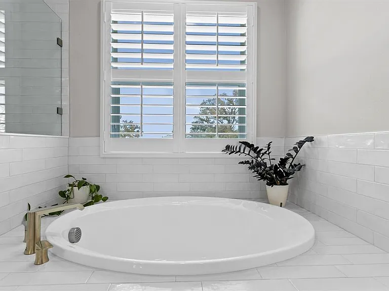 2702 W Cass St — Photo 24