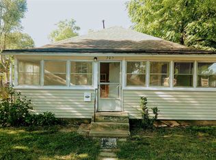 305 E Collins St, Columbia City, IN