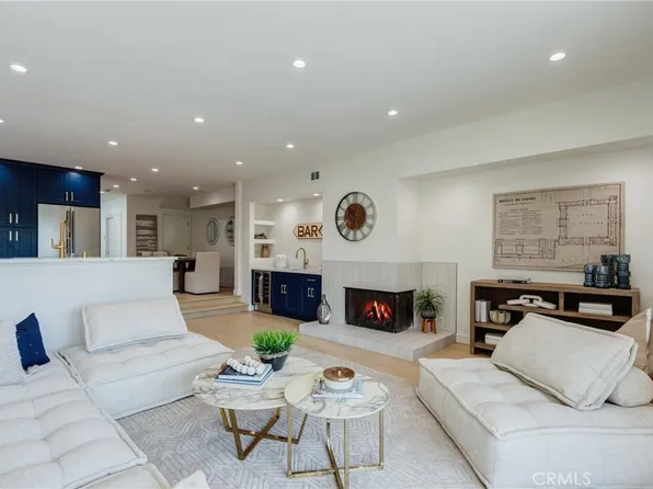 11919 Mayfield Ave APT 2, Los Angeles, CA 90049
