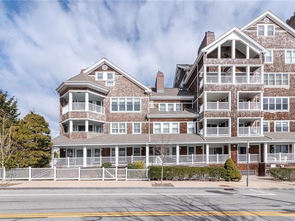 53 Conanicus Ave APT 2G, Jamestown, RI 02835