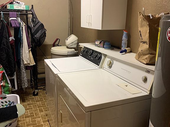 2nd image of 428 E 5th St