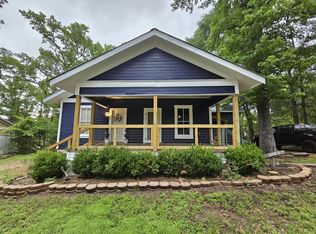 630 Worth St, Hemphill, TX 75948