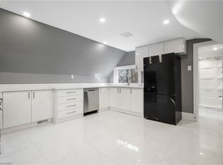 313 Gilmore Rd, Fort Erie, ON L2A2M9